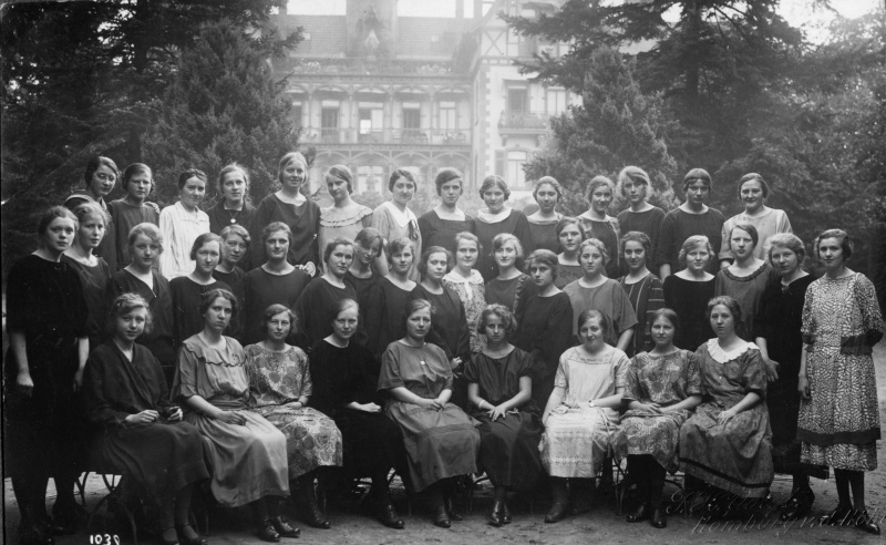 Schülerinnen Institut St. Maria, Bad Homburg 1924-25