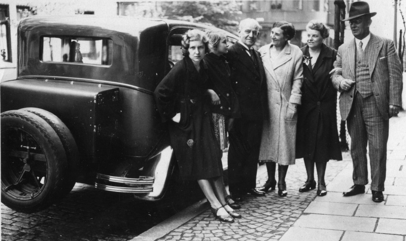 Neben dem Chrysler, vermutlich Saarbrücken 1932-34