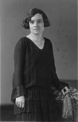 Frau aus Dudweiler, wohl um 1930